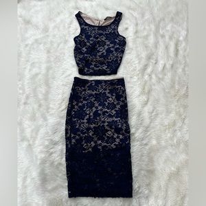 Blue lace set